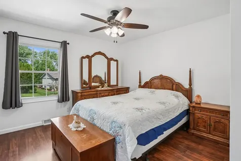 4202 Cardinal Drive Cedar Falls IA 50613