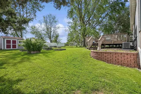 4202 Cardinal Drive Cedar Falls IA 50613