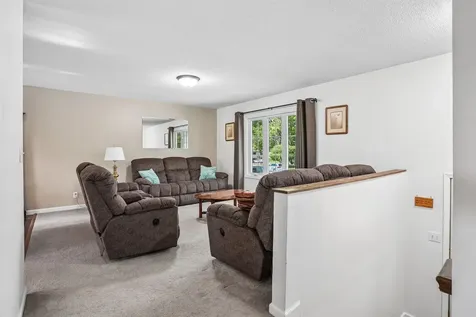 4202 Cardinal Drive Cedar Falls IA 50613