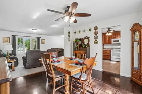 4202 Cardinal Drive Cedar Falls IA 50613