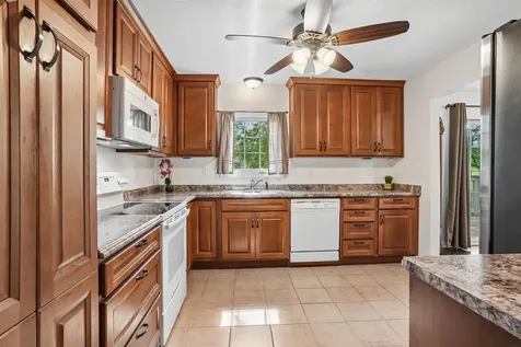 4202 Cardinal Drive Cedar Falls IA 50613