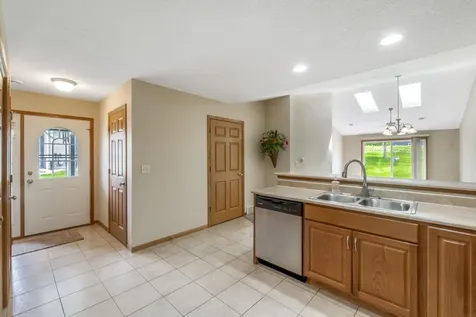 4102 Legacy Lane Cedar Falls IA 50613