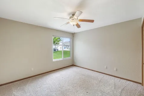 4102 Legacy Lane Cedar Falls IA 50613