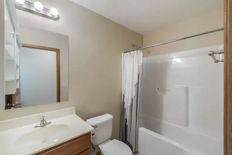 4102 Legacy Lane Cedar Falls IA 50613