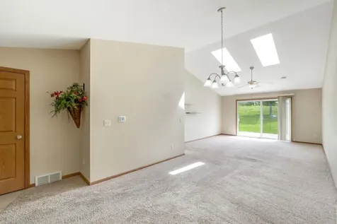 4102 Legacy Lane Cedar Falls IA 50613