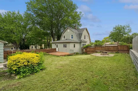 1703 Tremont Street Cedar Falls IA 50613