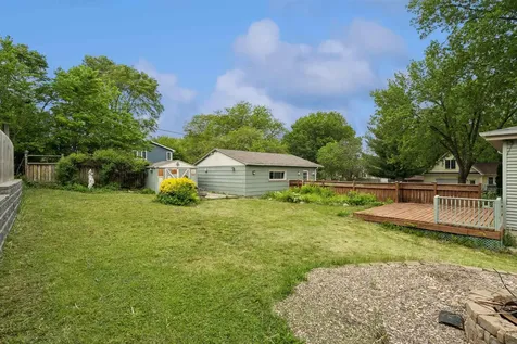 1703 Tremont Street Cedar Falls IA 50613