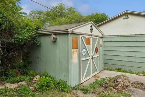 1703 Tremont Street Cedar Falls IA 50613