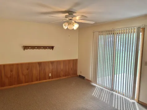 2620 Crestline Avenue Waterloo IA 50702