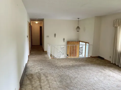 2620 Crestline Avenue Waterloo IA 50702