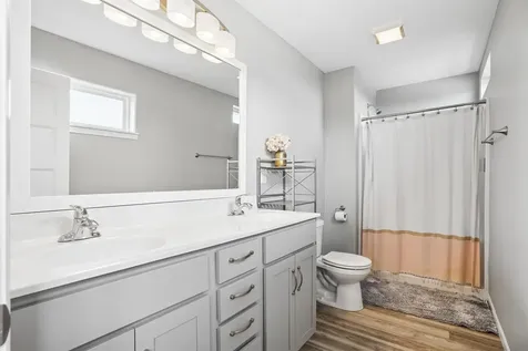 1115 Loren Drive Cedar Falls IA 50613