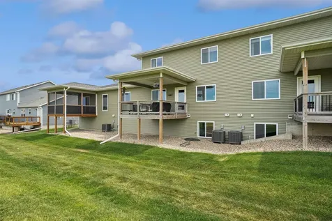 1115 Loren Drive Cedar Falls IA 50613