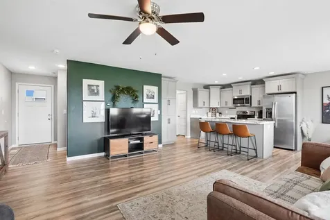 1115 Loren Drive Cedar Falls IA 50613