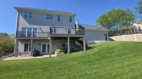 2703 Glen Oaks Drive Cedar Falls IA 50613