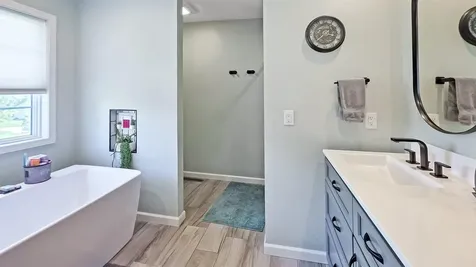2703 Glen Oaks Drive Cedar Falls IA 50613