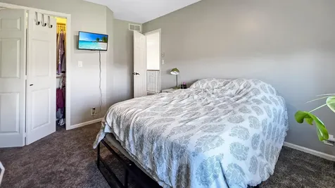 2703 Glen Oaks Drive Cedar Falls IA 50613