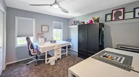 2703 Glen Oaks Drive Cedar Falls IA 50613