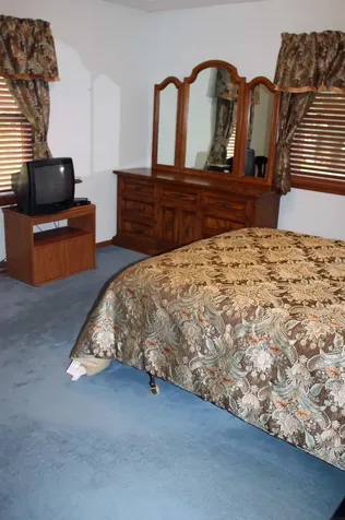 602 E Sunrise Street New Hampton IA 50659