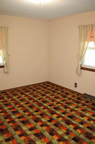 602 E Sunrise Street New Hampton IA 50659