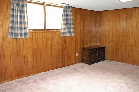 602 E Sunrise Street New Hampton IA 50659