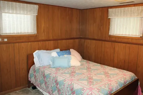 602 E Sunrise Street New Hampton IA 50659