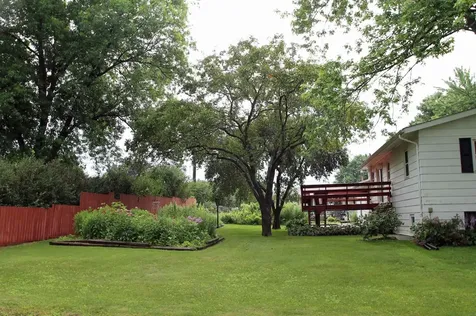 602 E Sunrise Street New Hampton IA 50659