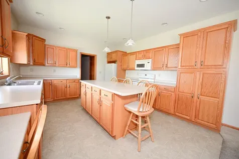 229 Winslow Drive Manchester IA 52057
