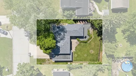 1029 W 13 Street Cedar Falls IA 50613