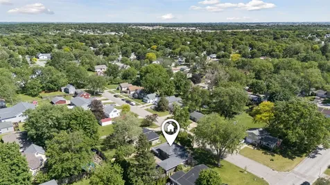 1029 W 13 Street Cedar Falls IA 50613