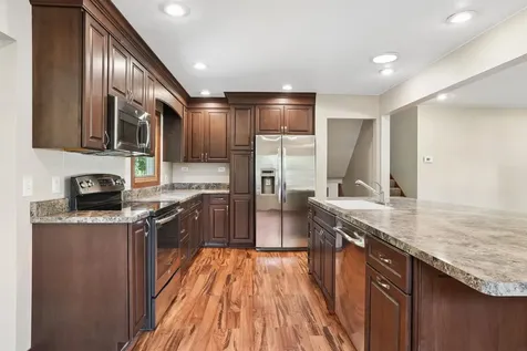 1029 W 13 Street Cedar Falls IA 50613