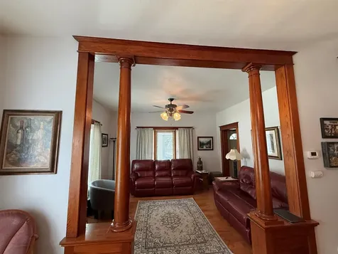 619 SE 3rd Street Independence IA 50644