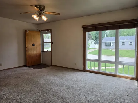154 Morgan Road Waterloo IA 50702