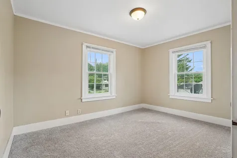 125 Home Park Boulevard Waterloo IA 50701