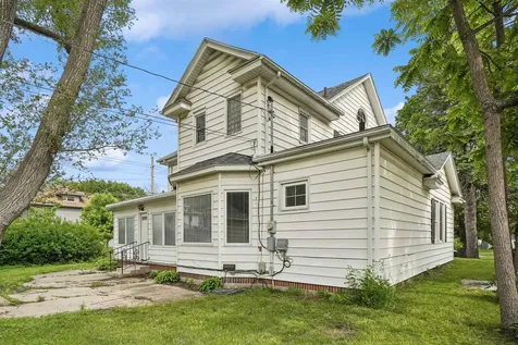125 Home Park Boulevard Waterloo IA 50701