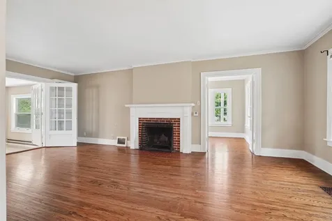 125 Home Park Boulevard Waterloo IA 50701