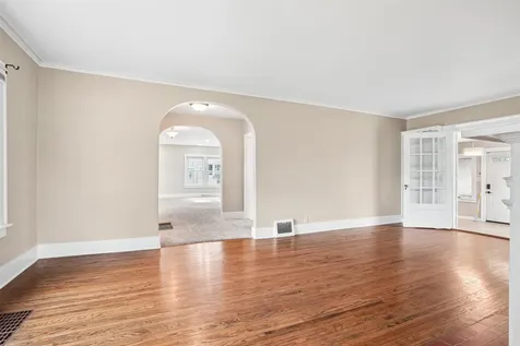 125 Home Park Boulevard Waterloo IA 50701