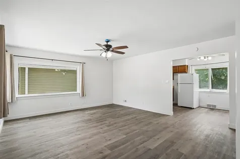 716 W 18th Street Cedar Falls IA 50613