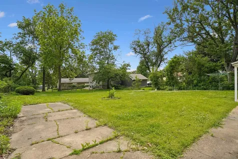 716 W 18th Street Cedar Falls IA 50613