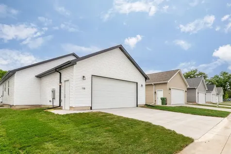 118 Axlewood Drive Waterloo IA 50701