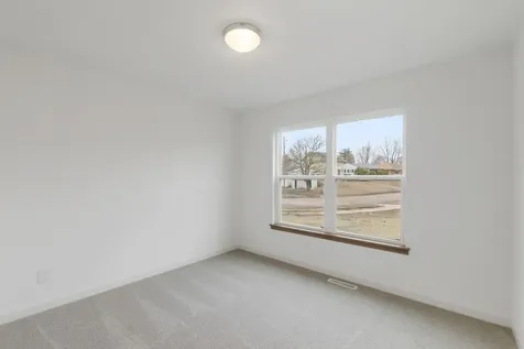 118 Axlewood Drive Waterloo IA 50701