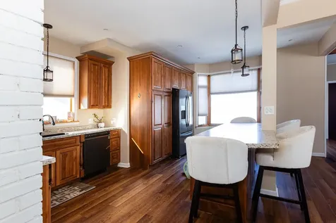 208 W 6th Street Sumner IA 50674