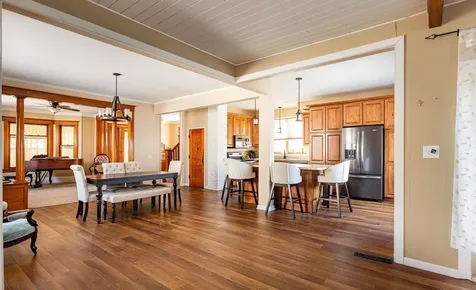 208 W 6th Street Sumner IA 50674