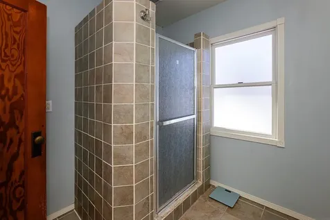 208 W 6th Street Sumner IA 50674