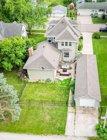 208 W 6th Street Sumner IA 50674