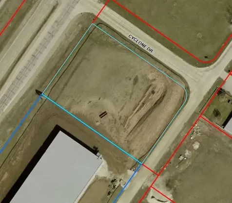 Lot 4 (Lot 11) Marnie Avenue Waterloo IA 50701