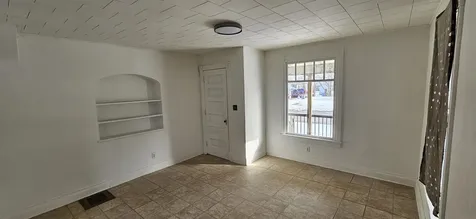 607 Logan Avenue Waterloo IA 50703