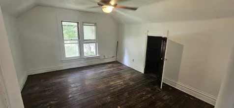 607 Logan Avenue Waterloo IA 50703