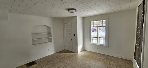 607 Logan Avenue Waterloo IA 50703