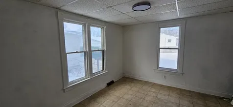 607 Logan Avenue Waterloo IA 50703