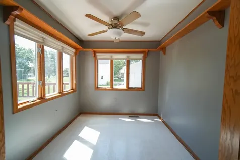 610 7th Avenue Ackley IA 50601